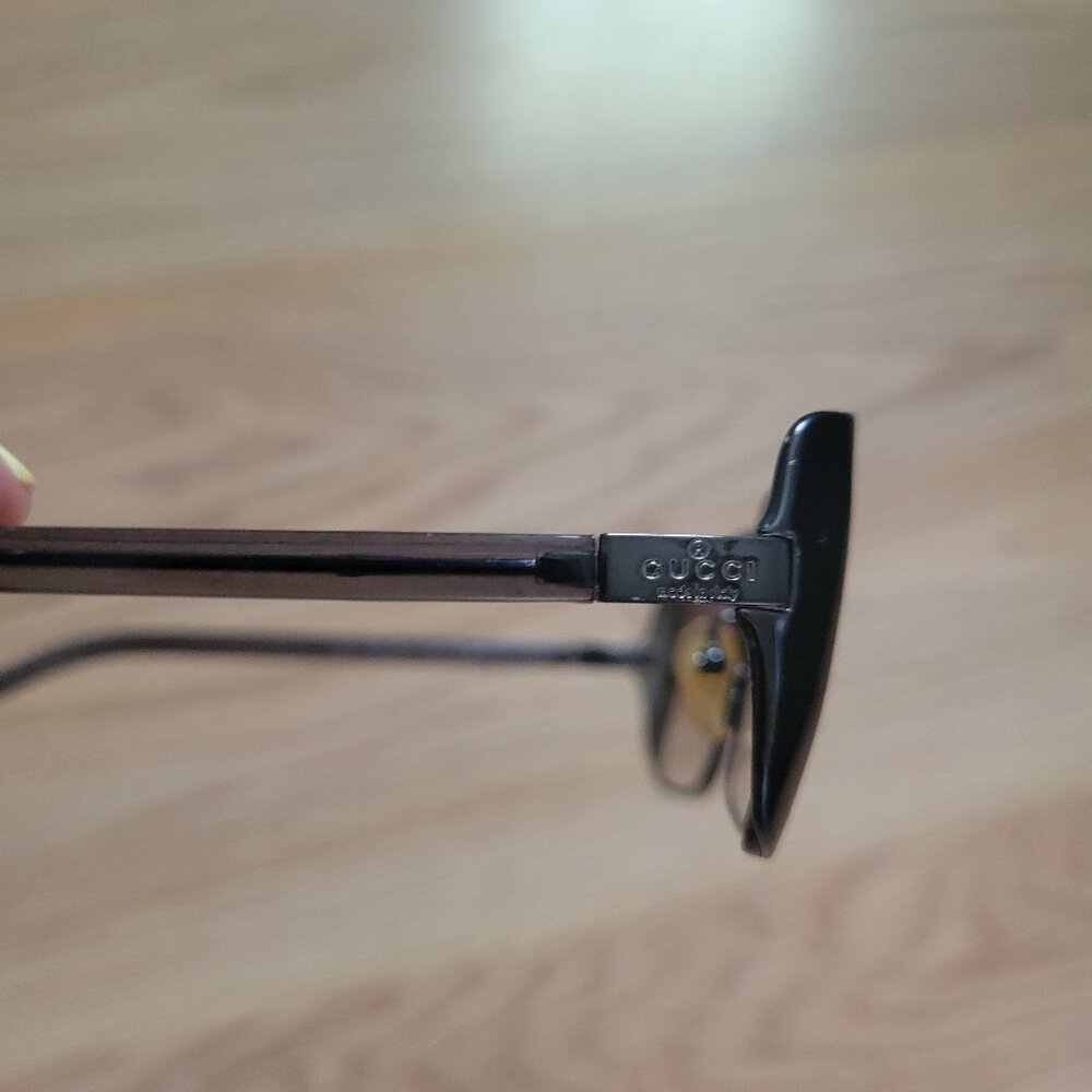 GUCCI vintage gray sunglasses - Picture 6 of 8